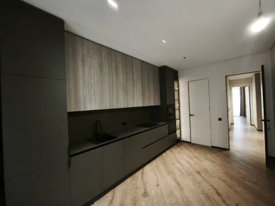 Продажа 2к Квартира 71 кв.м Слов'янська набережна 21Б Ужгород