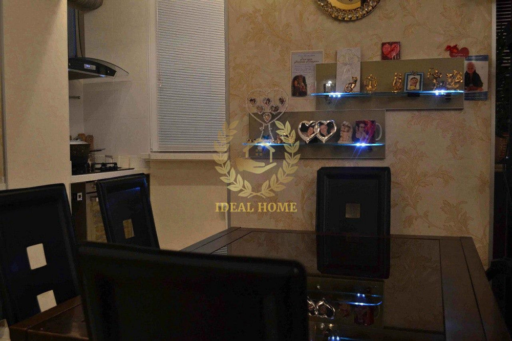 Продаж 3к квартири з ремонтом в історичному центрі міста Kiev - photo 2