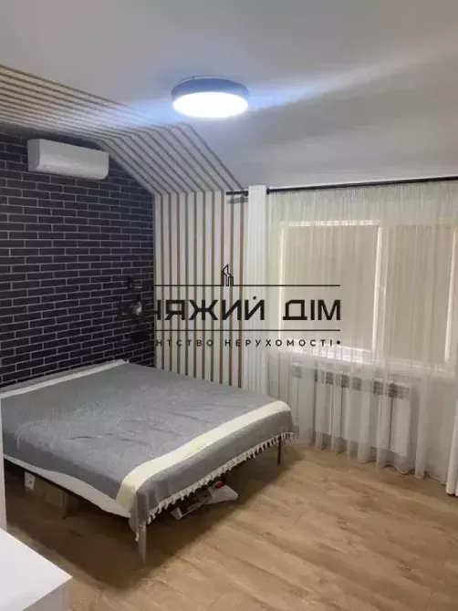 Продаж Таун хаузу С. Святопетрівське 80 м. 2 поверхрвий код 2211766  - фото 1