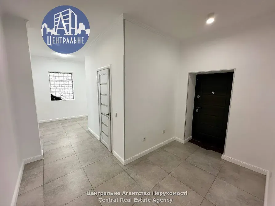 Продаж Окрема будівля / частина будівлі площа 170 кв.м на Героїв Майдану 66 Чернівці - фото 4