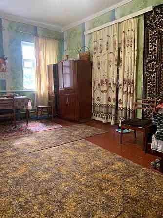 Приватний будинок у місті( біля міського саду). Кропивницький