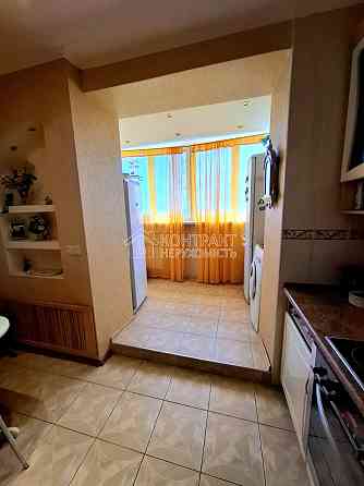 Продаж Квартира 3-кімнатна, 8/12 поверх на вул. Астрономічна Харків