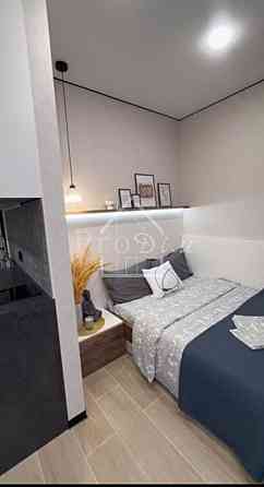 Оренда Квартира 1-кімнатна, 4/4 поверх на Практична вул., 2 Киев