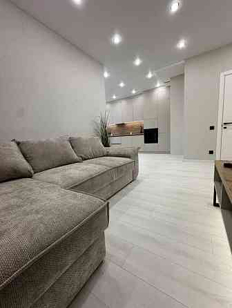 Продаж Квартира 1-кімнатна, 18/24 поверх на Ивана Франко ул. Odessa