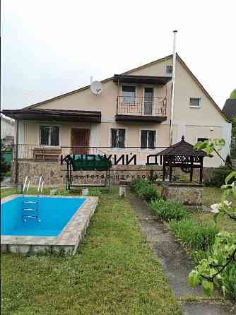 Дом с бассейном 20 км от Киева, 214 кв.м., 11 соток, 