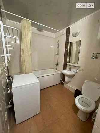 Оренда Квартира 1-кімнатна, 16/26 поверх на ул. Соломии Крушельницкой Київ