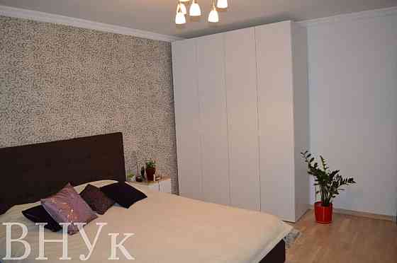 Продаж Квартира 3-кімнатна, 2/5 поверх на вул. Суботівська Львів