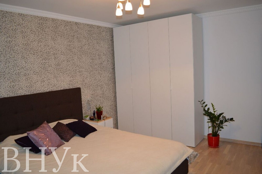 Продаж Квартира 3-кімнатна, 2/5 поверх на вул. Суботівська Львів - фото 2