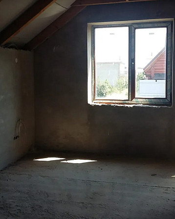 Продаж 3 поверхового дуплекса з ділянкою на 8 соток, 260 кв. м, Смиківці  - фото 9