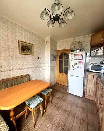 Продаж Квартира 3-кімнатна, 8/9 поверх на Архіпенка вул., д. 10А Киев