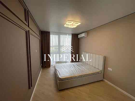 Оренда Квартира 2-кімнатна, 18/28 поверх на вул. Дніпровська набережна Kiev