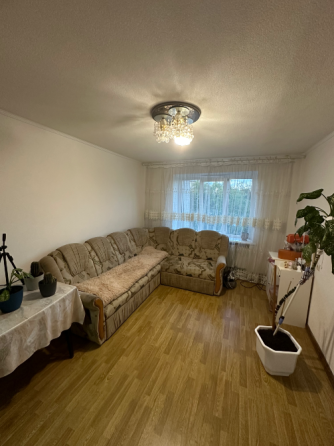 Продам 3 кімнатну квартиру на Руській Чернівці