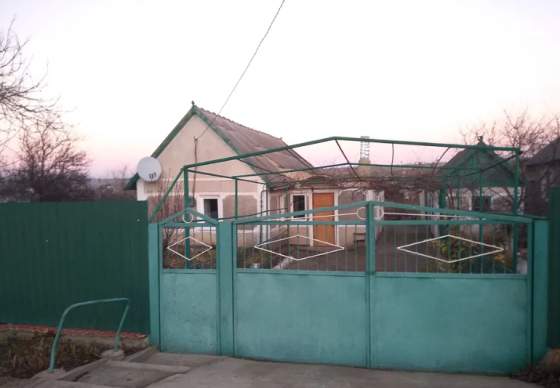 Продам дом в пгт Ивановка (70 км от Одессы по Киевской трассе) Іванівка (Іванівський район)