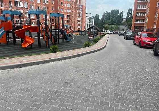 Продаж Будинок 3-кімнатний на Степана Бандери пр. Ternopil'