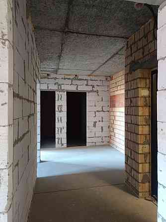 Продам 2 комнатную в новом кирпичном доме. ЖК Реал парк Одеса