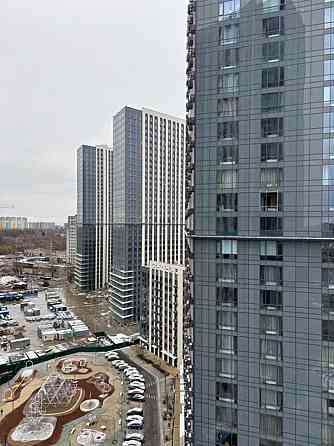 Продаж Квартира 3-кімнатна, 17/34 поверх на Заболотного, 1-Б Київ