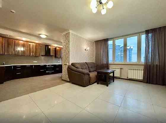 Оренда Квартира 3-кімнатна, 9/37 поверх на улица Княжий Затон, д.21 Київ