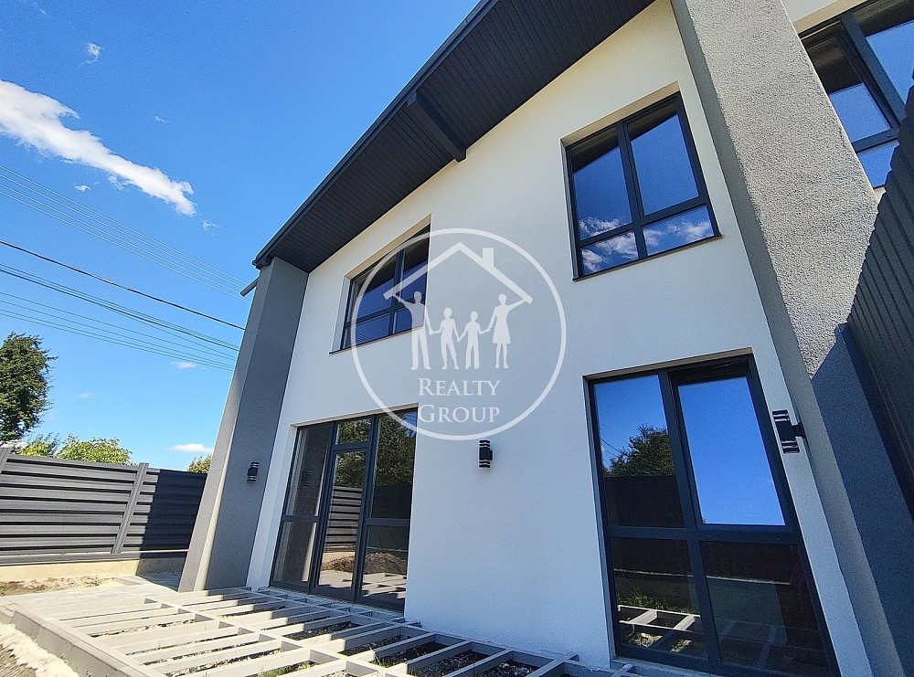 Продаж 2-поверховий Будинок з ділянкою 2.4 сот 120 кв.м  на Ст. Бандери  - фото 1