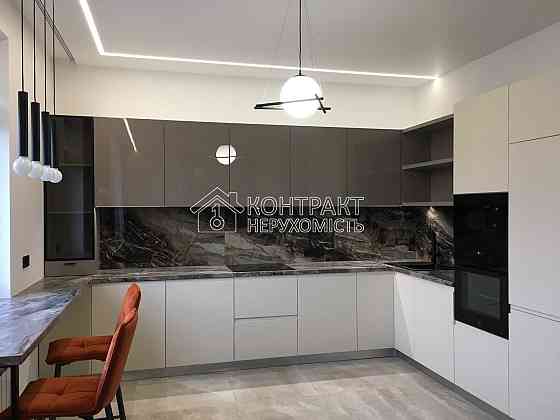 Продаж Квартира 3-кімнатна, 10/16 поверх на вул. Ботанічний Kharkiv