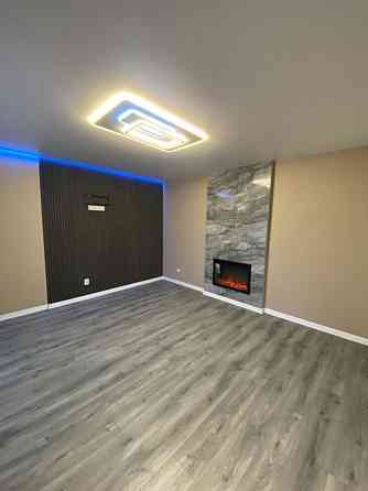 Продаж Квартира 4-кімнатна, 4/5 поверх на Павла Тичини 3 Vinnytsya