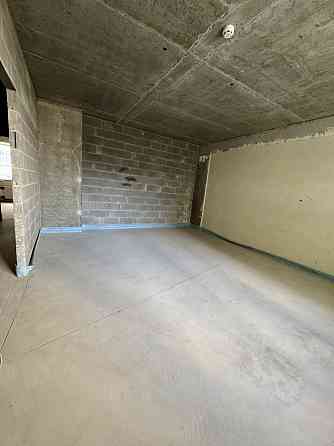 Продаж Квартира 2-кімнатна, 2/17 поверх на шоссе Харьковское, д.190 Киев