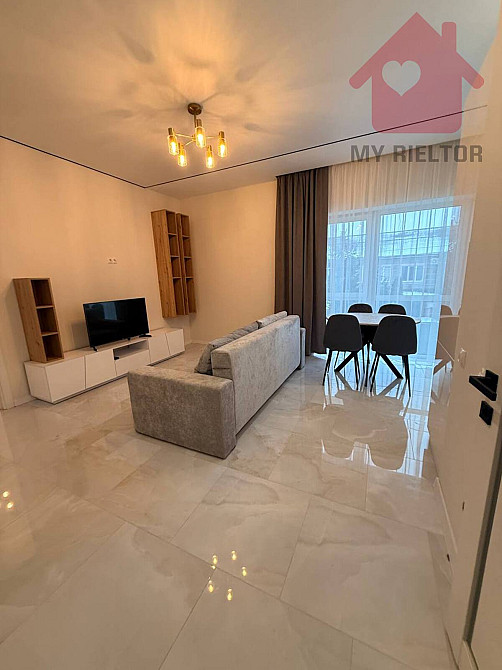 Продаж Квартира 1-кімнатна, 2/3 поверх на Грушевського Ужгород - изображение 1