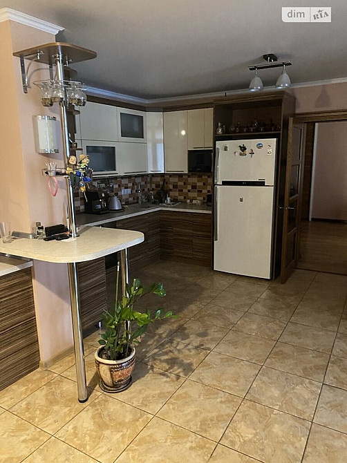 Продаж Квартира 3-кімнатна, 6/6 поверх на Стрілецька Вінниця - фото 2