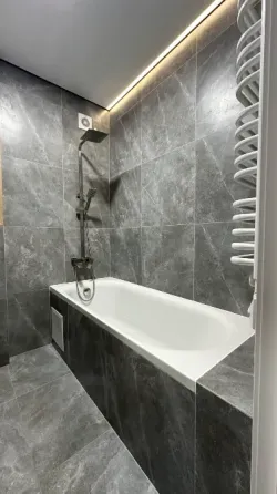 Продаж 1к Квартира 41.3 кв.м Містечко Мануфактура Івано-Франківськ