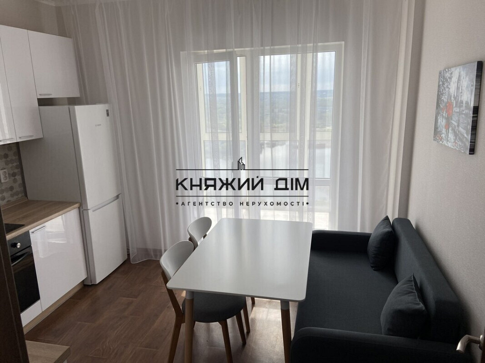 Оренда Квартира 1-кімнатна, 23/25 поверх на Ревуцкого ул. Kiev - photo 1