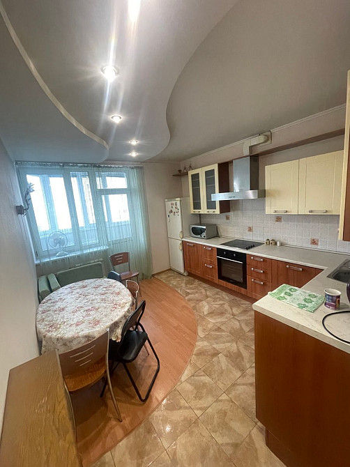 Оренда Квартира 1-кімнатна, 10/23 поверх на Миколи Бажана, 10 Київ - фото 2