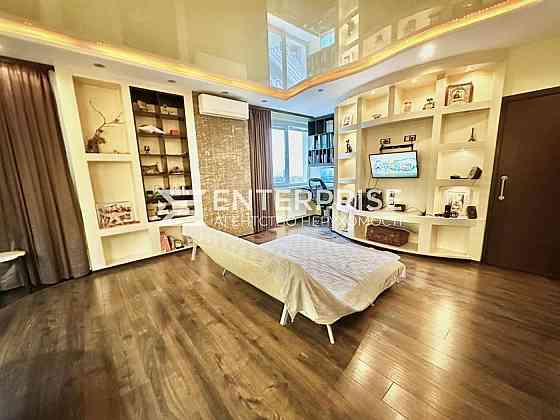 Продаж 2к Квартира 64.9 кв.м Кольцова вул. Київ