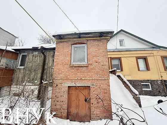 Продаж Квартира 1-кімнатна, 1/1 поверх на Івана Франка Луцьк