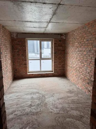 For sale 3-room Apartment 77 sq.m залізнична 9 Б L'viv