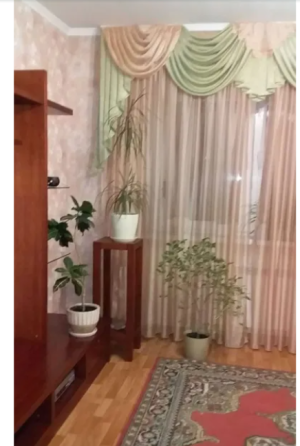 Продаж Квартира 4-кімнатна на ул. Бреуса, 26/2 Одесса