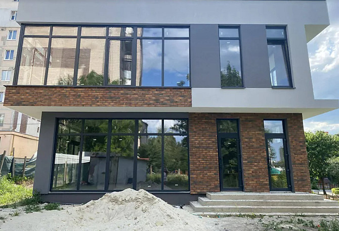 Продаж комерційного приміщення на бул. Просвіти, площа 148.4 кв.м Тернопіль - фото 1