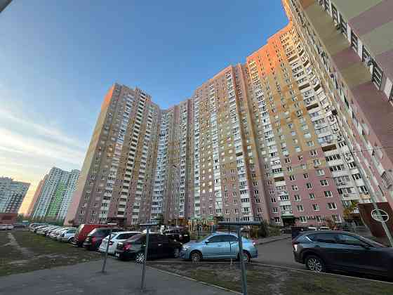 Продаж Квартира 2-кімнатна, 8/25 поверх на Закревського Миколи вул., д. 97А Kiev