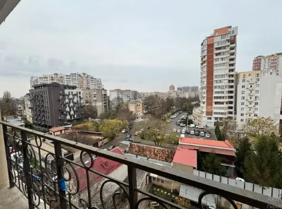 For sale 2-room Apartment 62 sq.m педагогическая Odessa