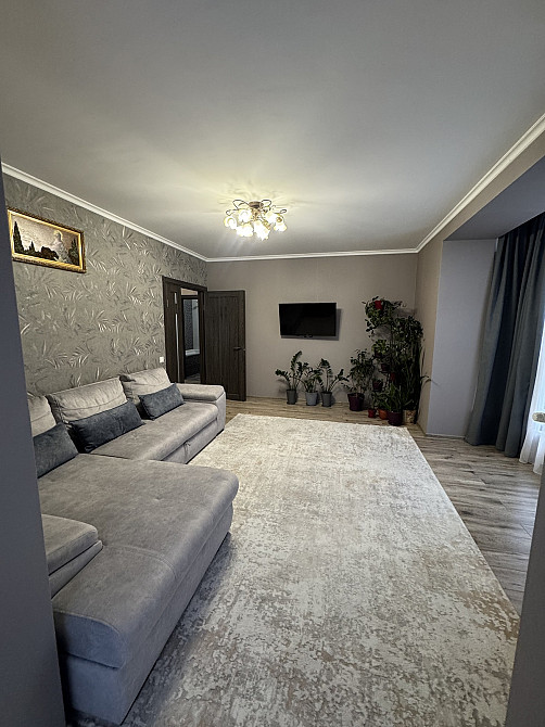 Продаж Квартира 2-кімнатна, 9/10 поверх Івано-Франківськ - фото 2