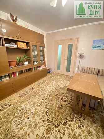 Продається трикімнатна квартира,вул.Героїв України. Kirovohrad