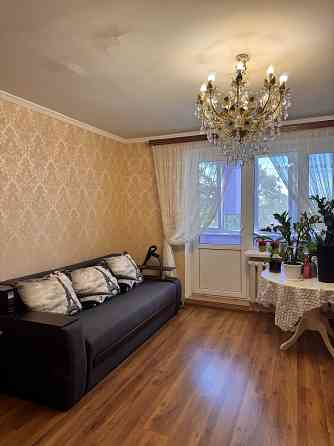 Продам трехкомнатную квартиру Малиновский район улица Маршала Бабаджаняна (Рекордная) Odessa