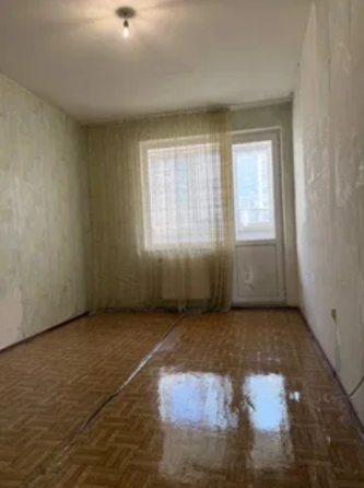 Продаж Квартира 3-кімнатна на ул. Академика Сахарова, 36 Odessa