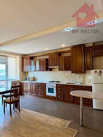 Продаж Квартира 1-кімнатна, 3/5 поверх на Шевченка пров. Ужгород