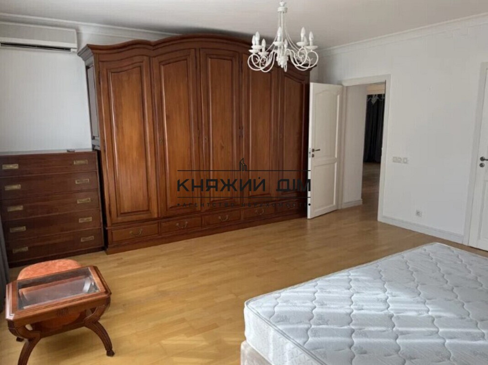 Продажа, 6-комнатной двухуровневая квартира на Тургеневской. № 21141409 Київ - фото 2