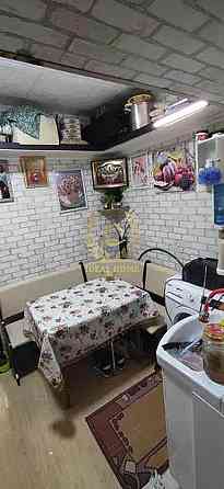 Продаж великої кімнати з ремонтом в гуртожитку біля метро Шулявська Київ