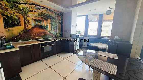 Оренда Квартира 2-кімнатна, 18/24 поверх на Голосеевская ул. Київ