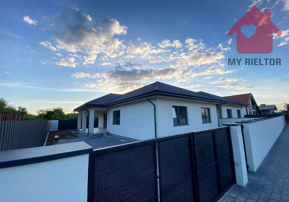 Продаж сучасного будинку в чудовій локації! Uzhhorod - photo 1