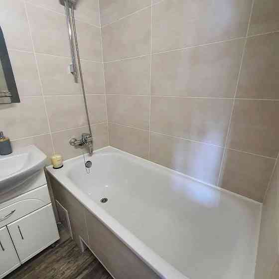 Оренда Квартира 1-кімнатна, 16/16 поверх на Іллєнка, 49 Киев