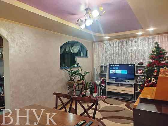 Продаж Квартира 3-кімнатна, 5/5 поверх на Грушевського Uzhhorod