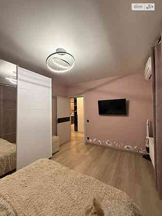 Продаж Квартира 2-кімнатна, 1/3 поверх на пров. Наскрізний Вінниця