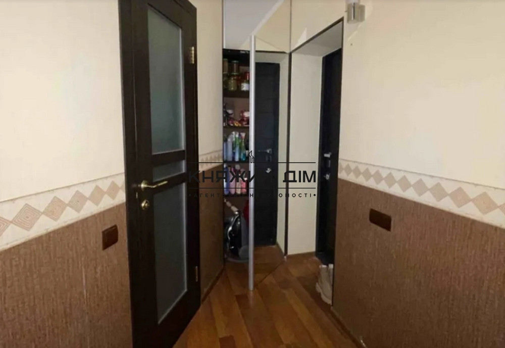 Продаж великої 1-кімнатної квартири 56 м2 в Ірпені, центральний парк. № 21146102 Ірпінь - фото 13